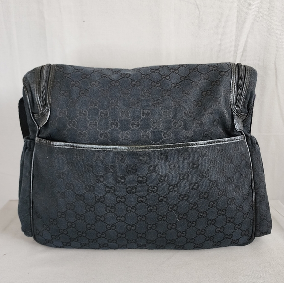 ✨️GUCCI GG Canvas Diaper Messenger Bag - Picture 5 of 16